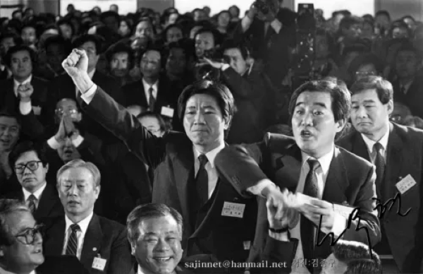3당 야합을 반대하는 노무현 대통령 (사진 : 경상일보 김종구 기자)