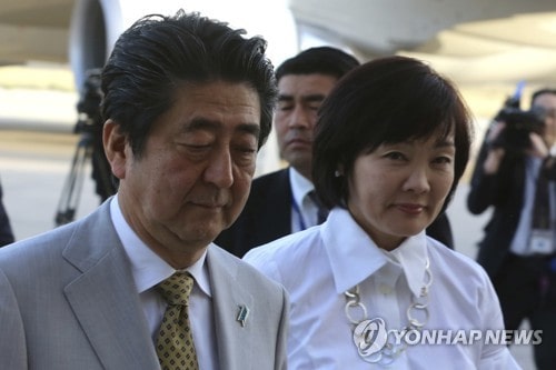 동일 범죄에 대한 차별적 형벌과 법집행의 사례와 법적∙사회적 영향 스캔들 부인하며 얽굴 붉힌 日아베…만들어진 이야기다 (사진출처: 연합뉴스)