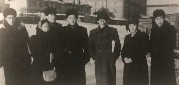 특별한 형제들; 식민과 해방, 전쟁과 분단의 시대를 산 한국 근현대사의 뜨거운 형제들 이야기 영화학교 북한 유학생들