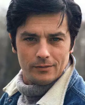 alain delon face